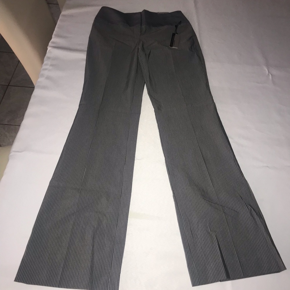 Express Editor pants size 0. Gray pinstripe. NWT